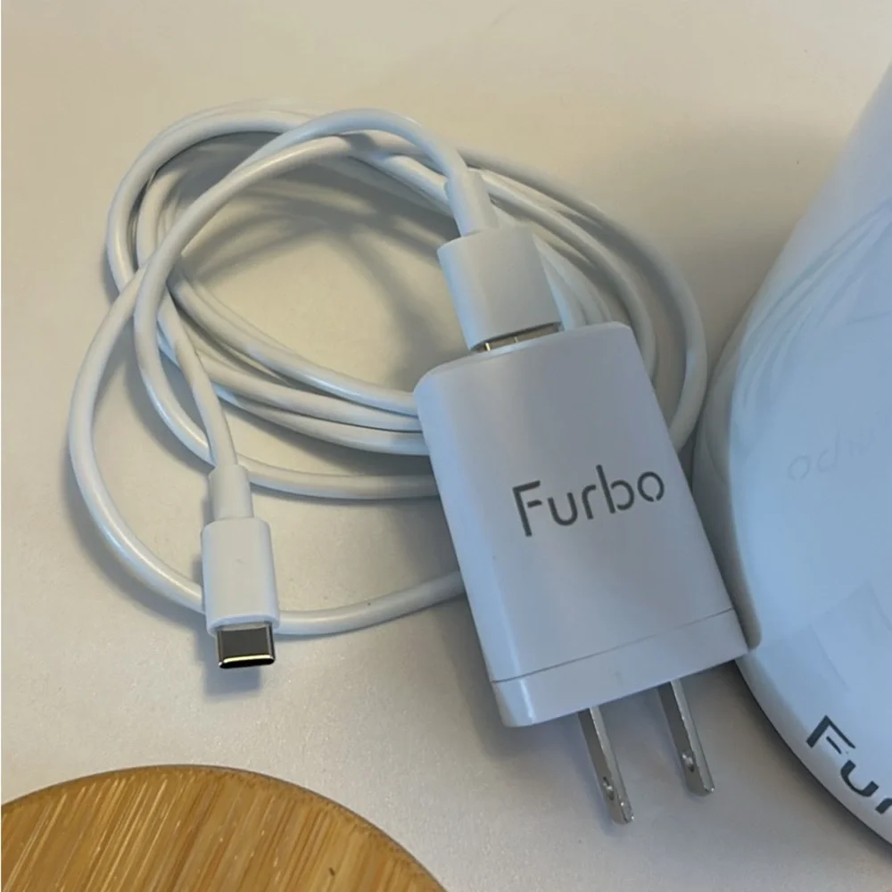 Furbo Pet Camera in White with Bamboo Top - Wi‑Fi HD Monitoring